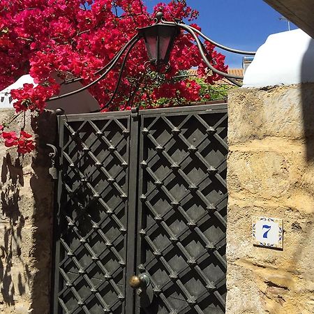 Lefkada Town Traditional House / Cozy Yard Exterior photo